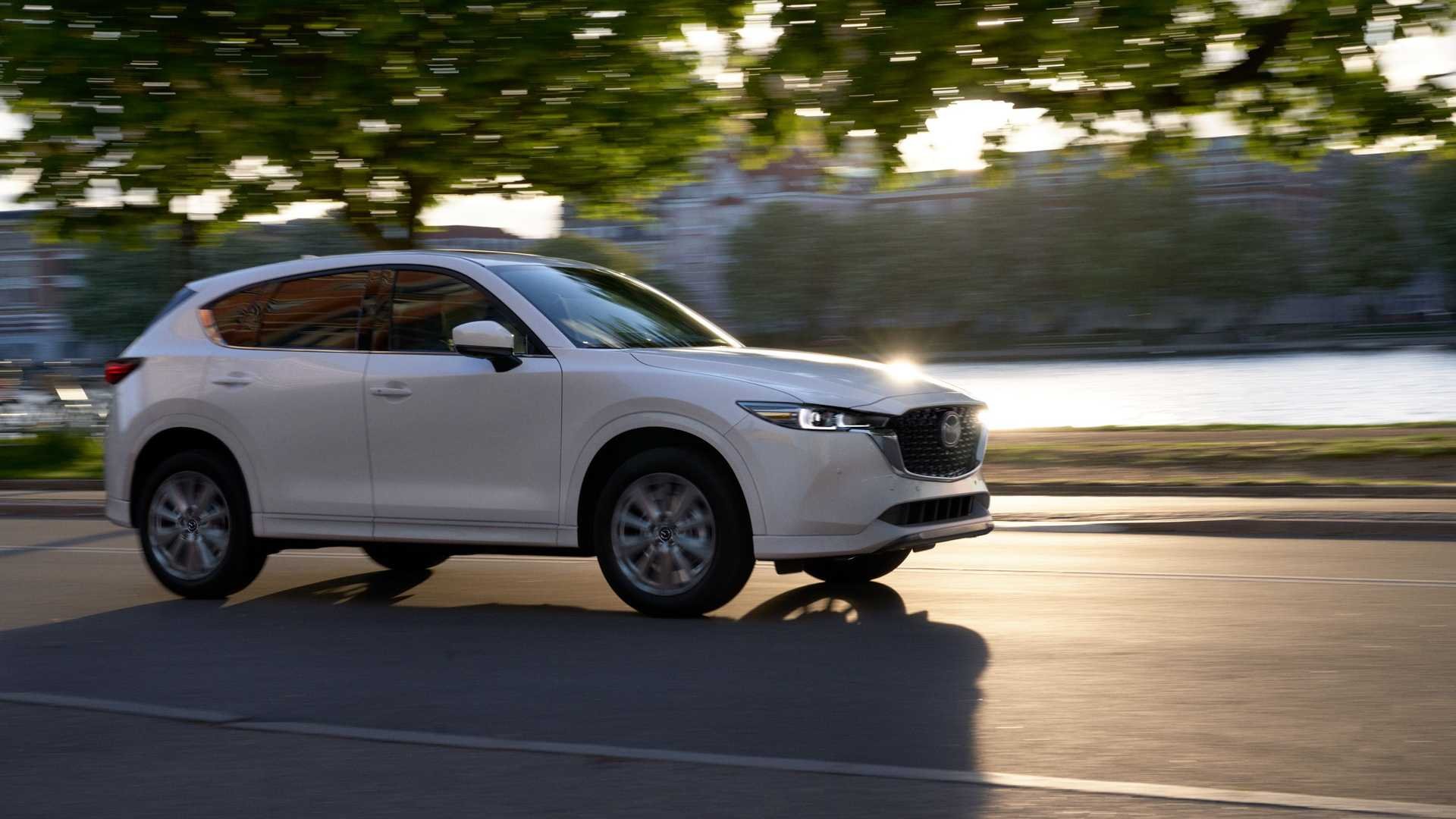 2022 Mazda CX-5 vs. 2022 Honda CR-V

