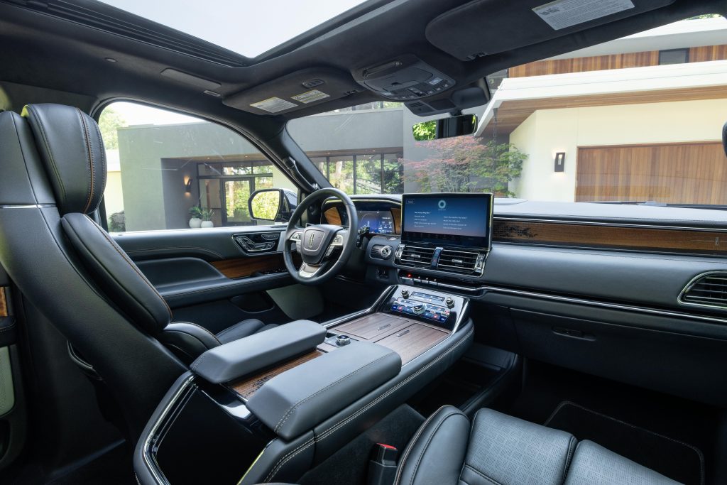 2025 Lincoln Navigator Interior