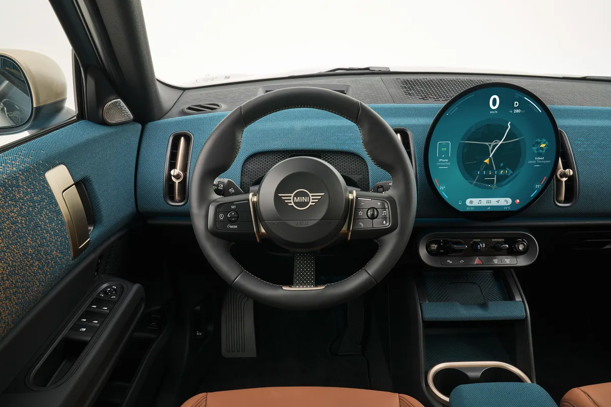 2025 Mini Countryman EV First Look DAX Street