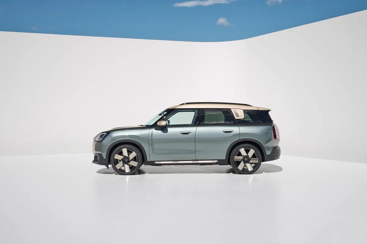 2025 Mini Countryman EV