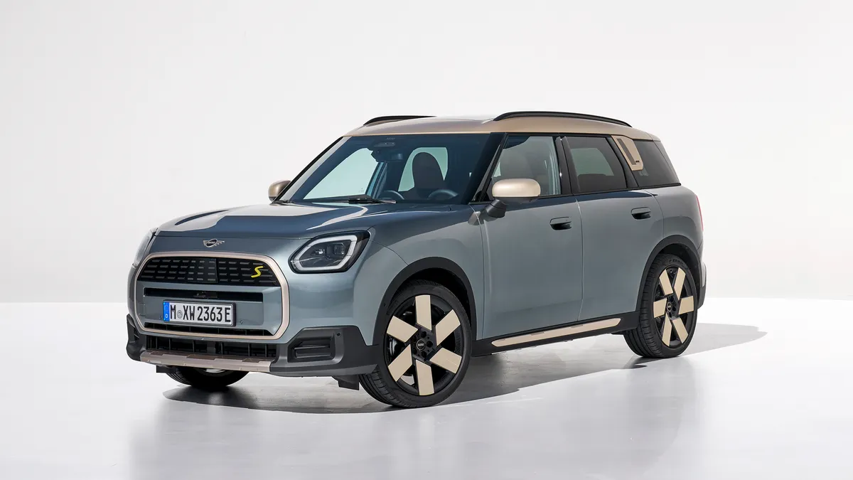 2025 Mini Countryman EV