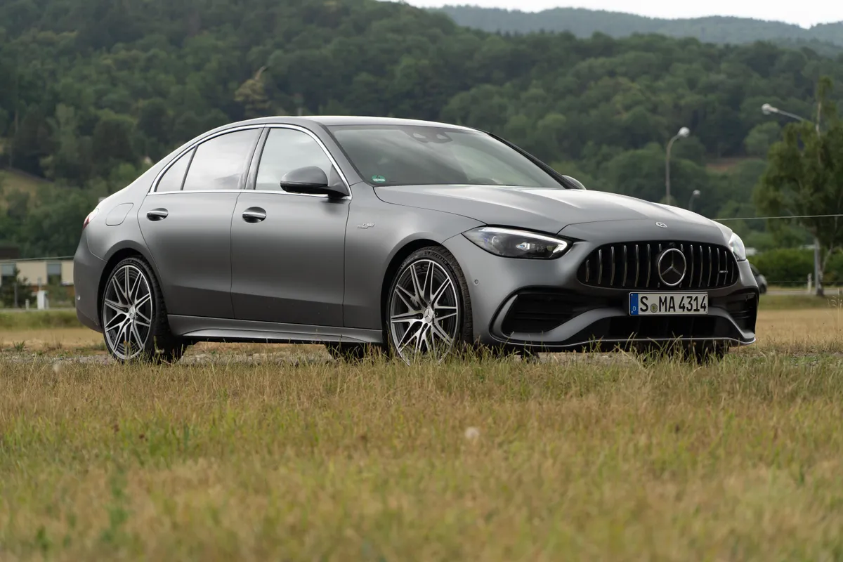 2023 Mercedes-AMG C43