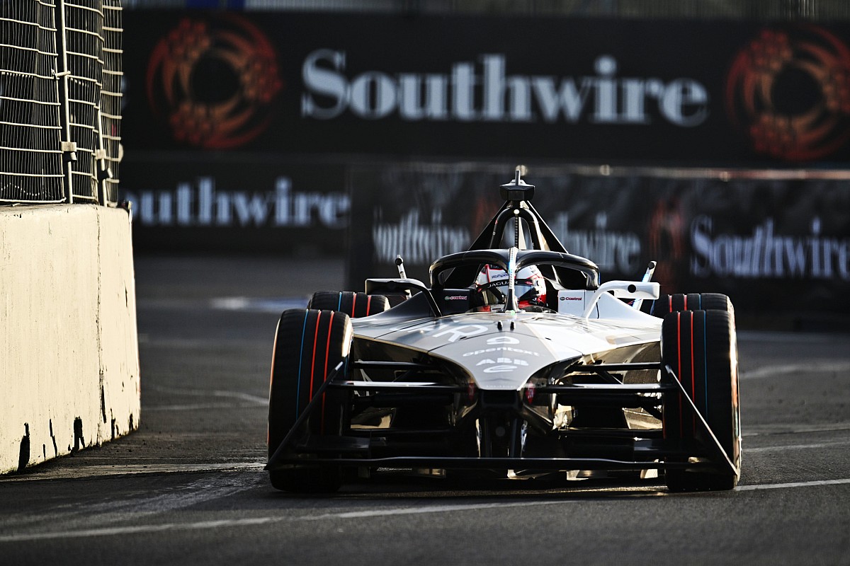 Evans: “Bizarre feeling” with steering to blame for slow pace in Mexico City E-Prix