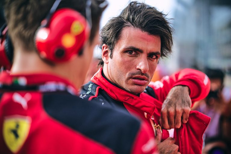What’s behind Ferrari’s silence on Sainz’s F1 future