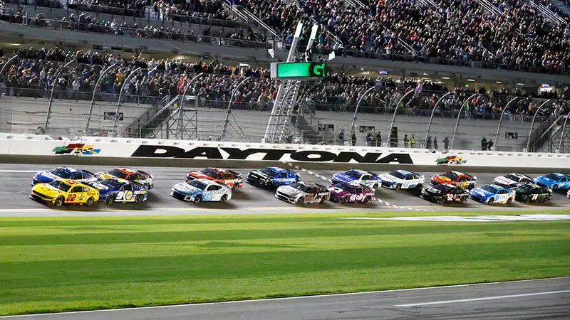 Countdown to Daytona 500: Grid Set, Qualifying Highlights, and Weather Update