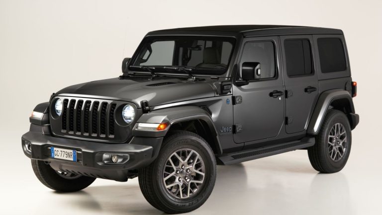 Jeep Plug-In Hybrid Recall: Defrost System Software Error