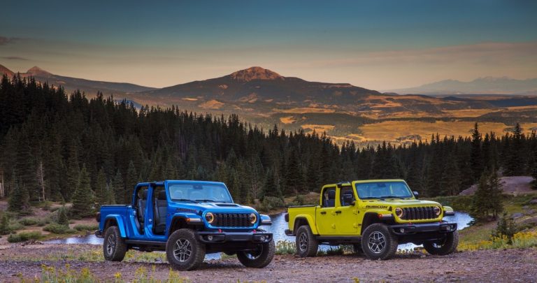 Jeep's Coastal Crusaders: Wrangler and Gladiator Beach Editions Unveiled