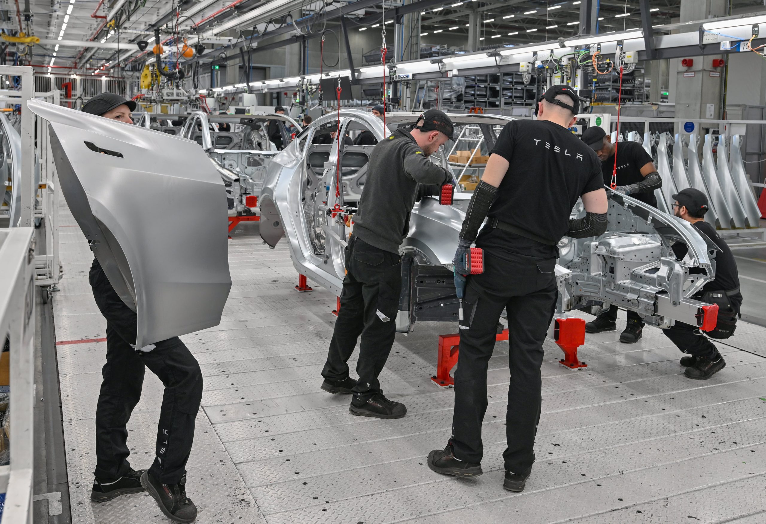 Local Residents Cause Temporary Shutdown of Tesla's Grünheide Factory in Germany