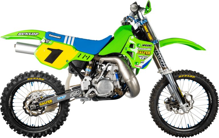 Victorious KX500: Two-Stroke Tuesday's Beast Mastera
