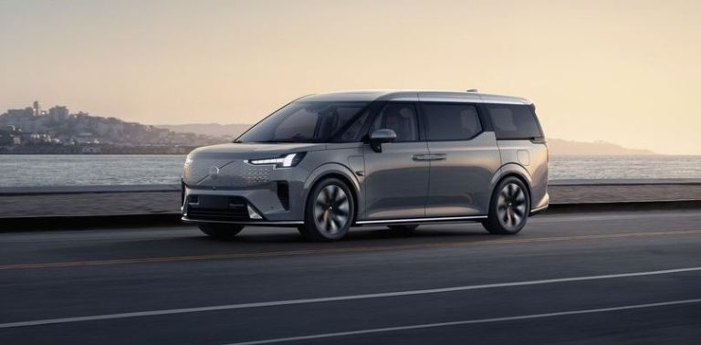 Volvo Starts Manufacturing Electric Minivan