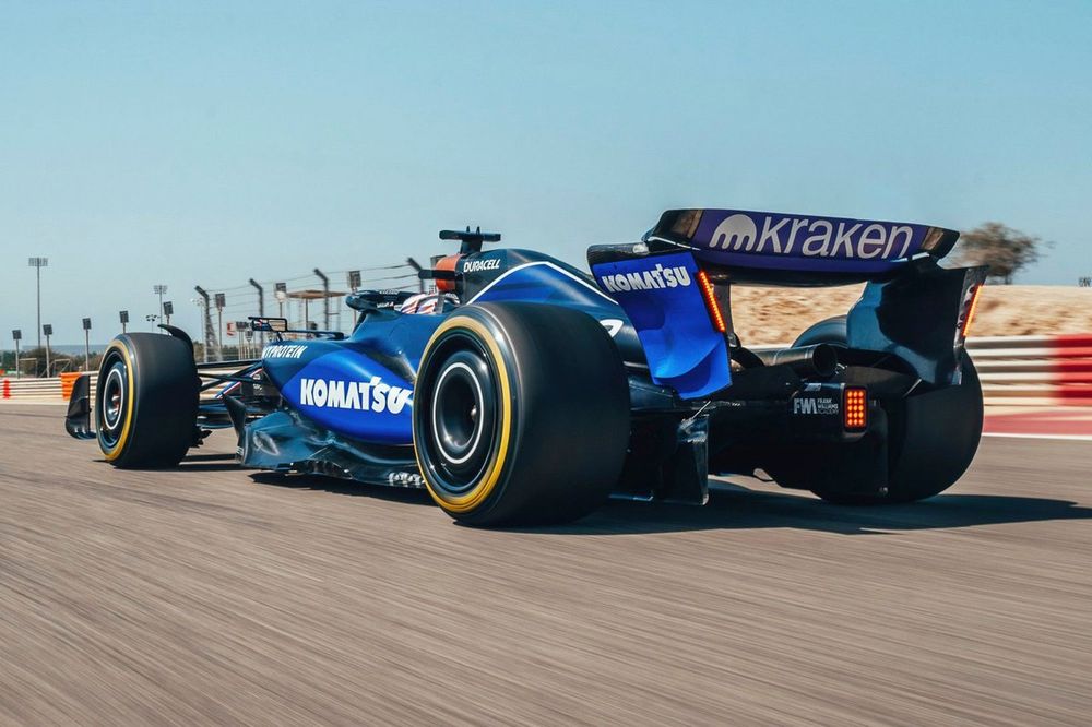 Williams Reveals 2024 F1 Car during Bahrain Shakedown