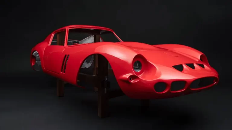 Amalgam Collection Unveils Exquisite Ferrari Replicas Precision in Miniature