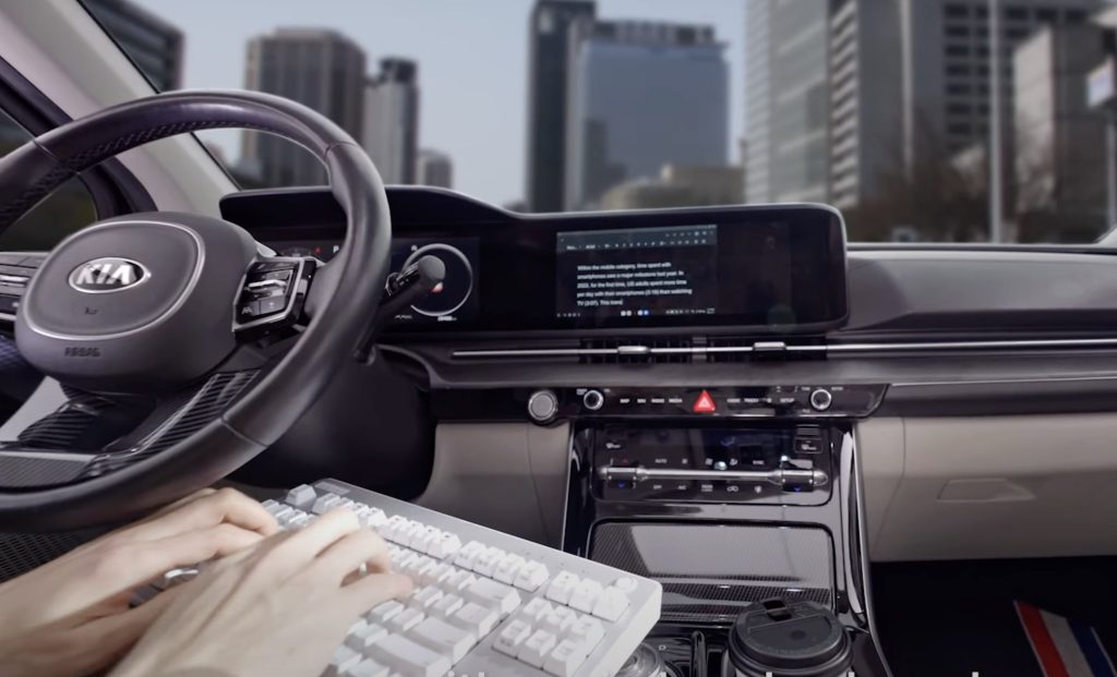 AutoPro X: Transforming Car Infotainment into a Laptop Experience - DAX ...