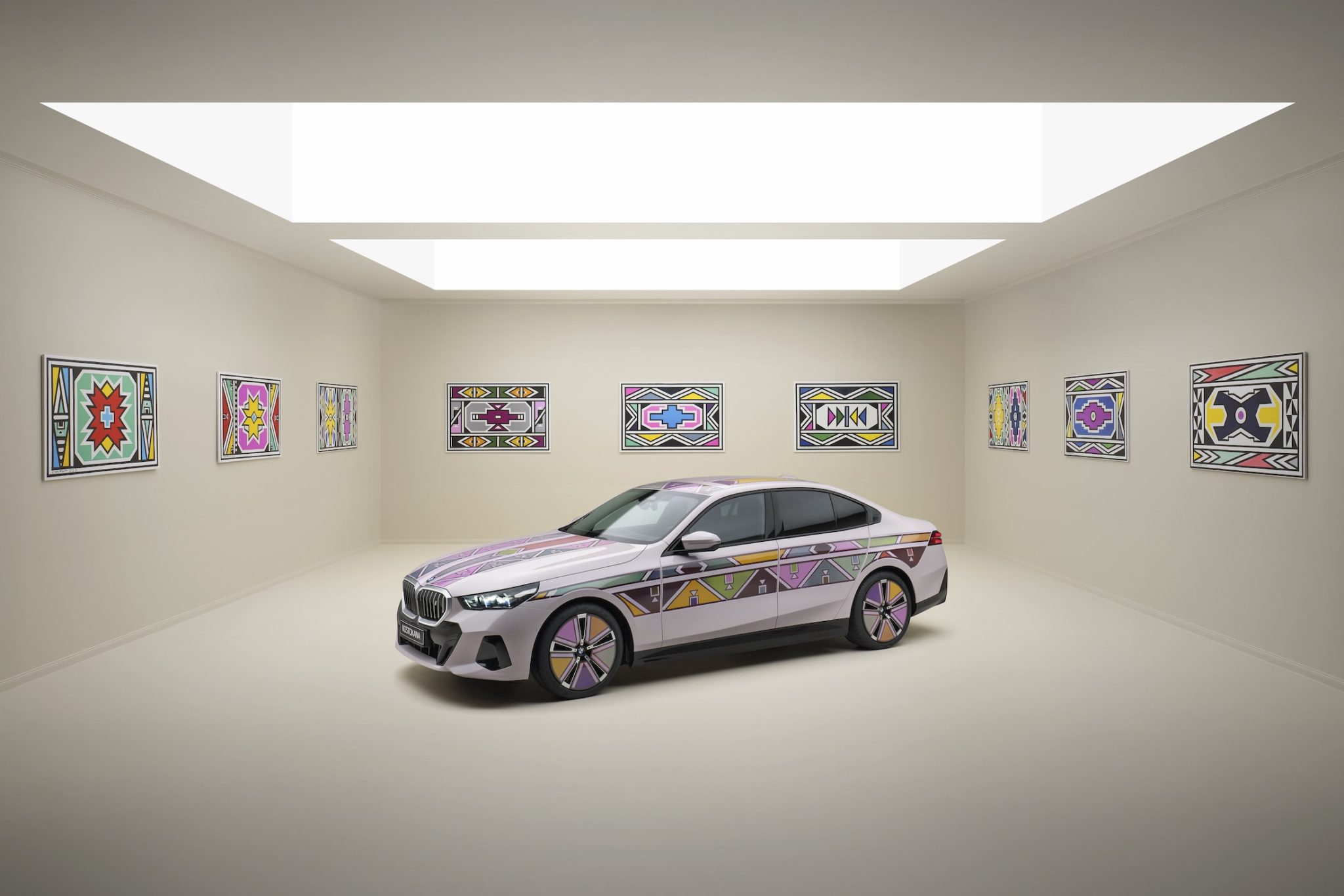 BMW i5 Nostokana: Esther Mahlangu's Art Transformed - DAX Street