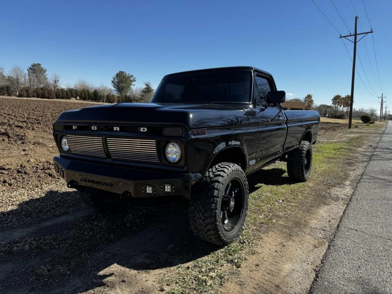 Customized 1975 Ford F-250 Performance Redefined
