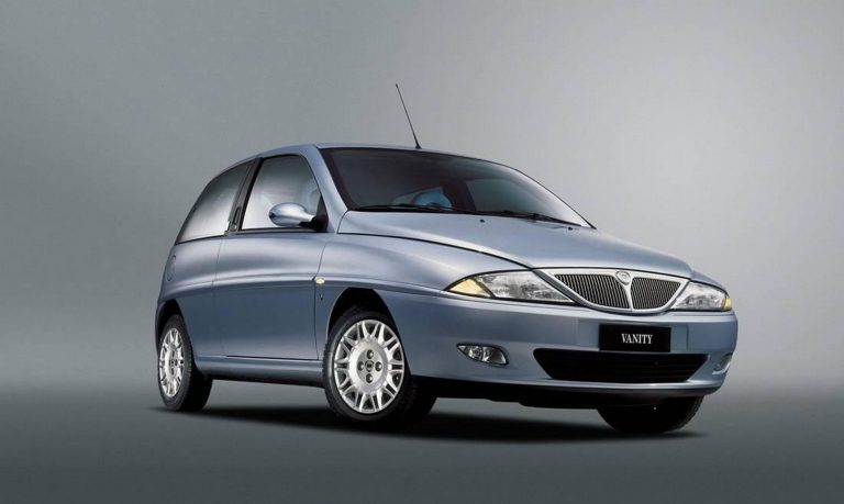 Lancia Ypsilon Navigating the Evolution of Automotive Design