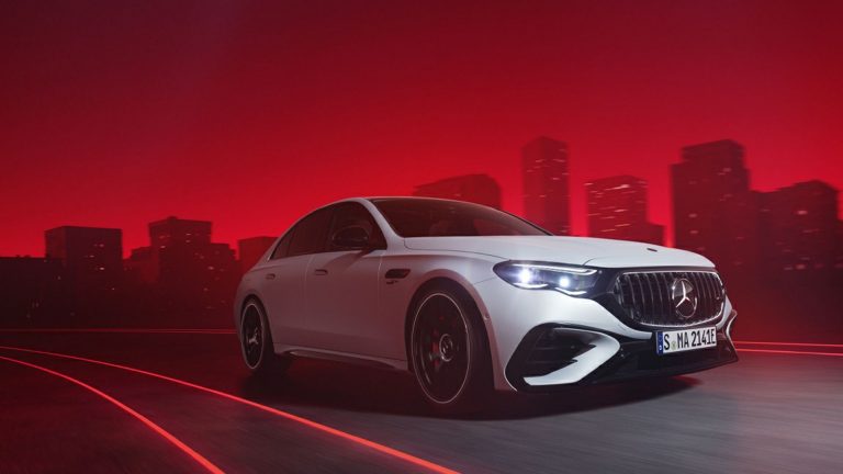 Mercedes-AMG Introduces the 2025 E 53 Hybrid Blending Performance And Eco-Friendliness