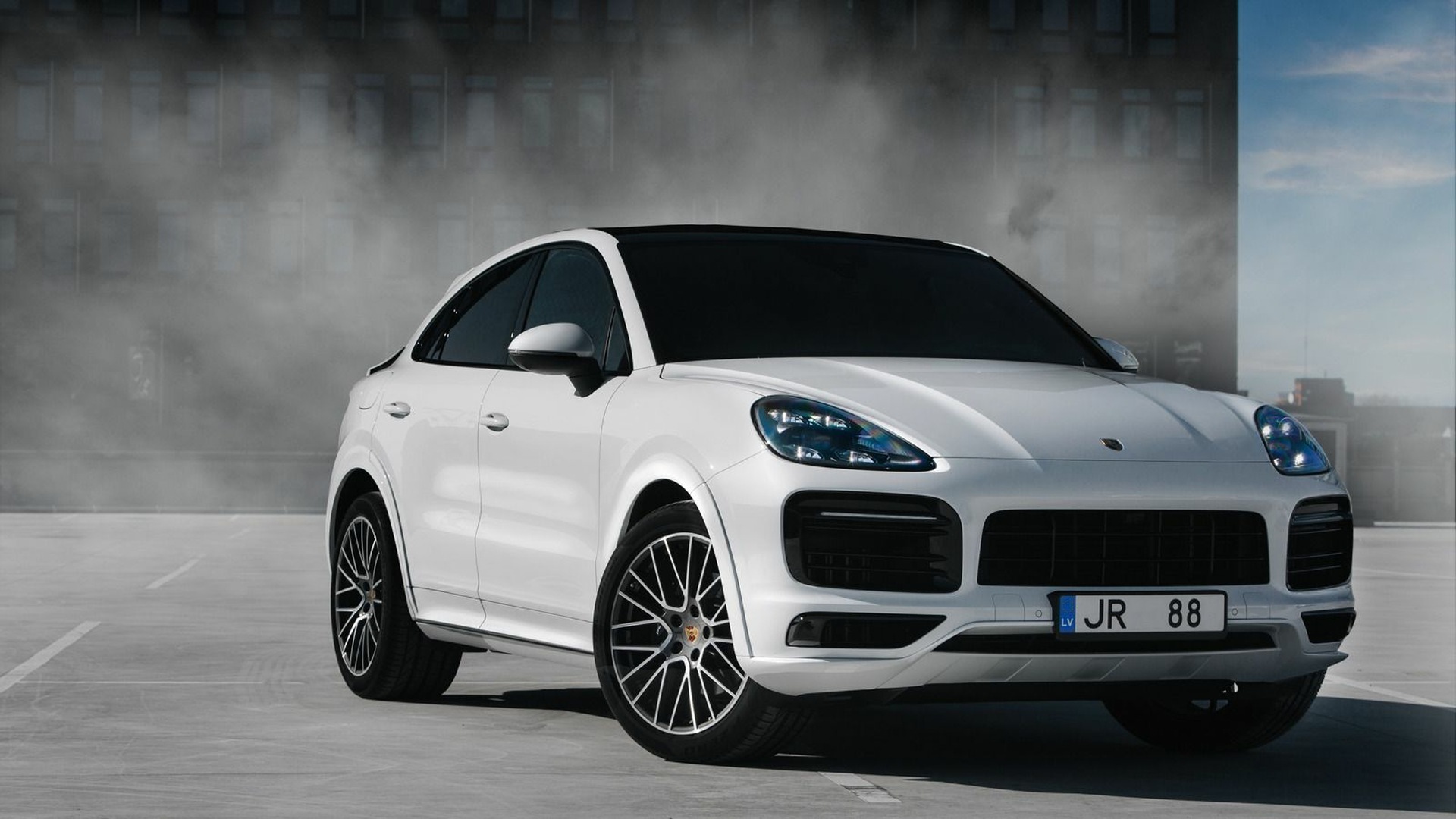 Porsche Cayenne EV