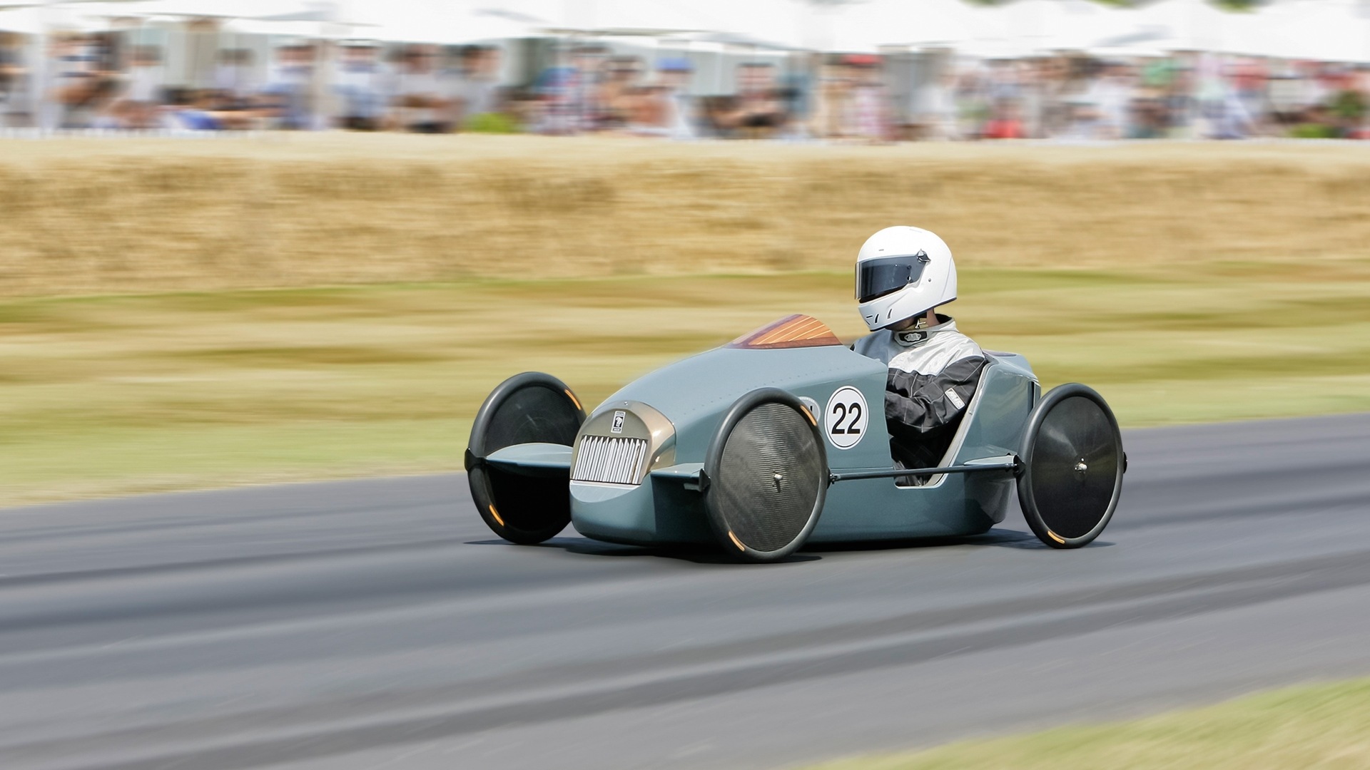 Rolls-Royce Gravity Racers RR-0.01 at the Goodwood Festival of Speed Soapbox Challenge (Credits Rolls-Royce Motor Cars PressClubs 1 Of 2)