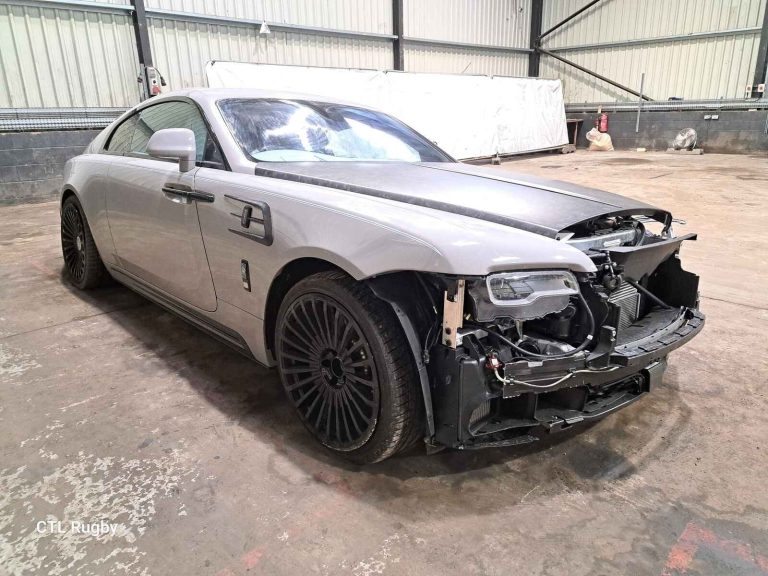 Salvaging Marcus Rashford's Wrecked Rolls-Royce Wraith
