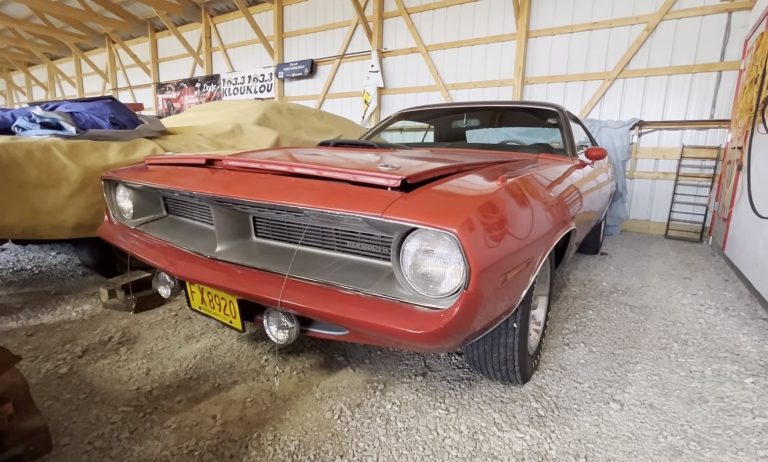 Vintage Muscle Car Bonanza Barn Finds & Classic Collections