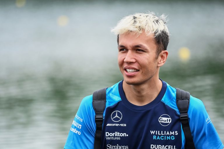 Albon Sees Securing F1 Points in Melbourne as a Form of "Payback" to Sargeant