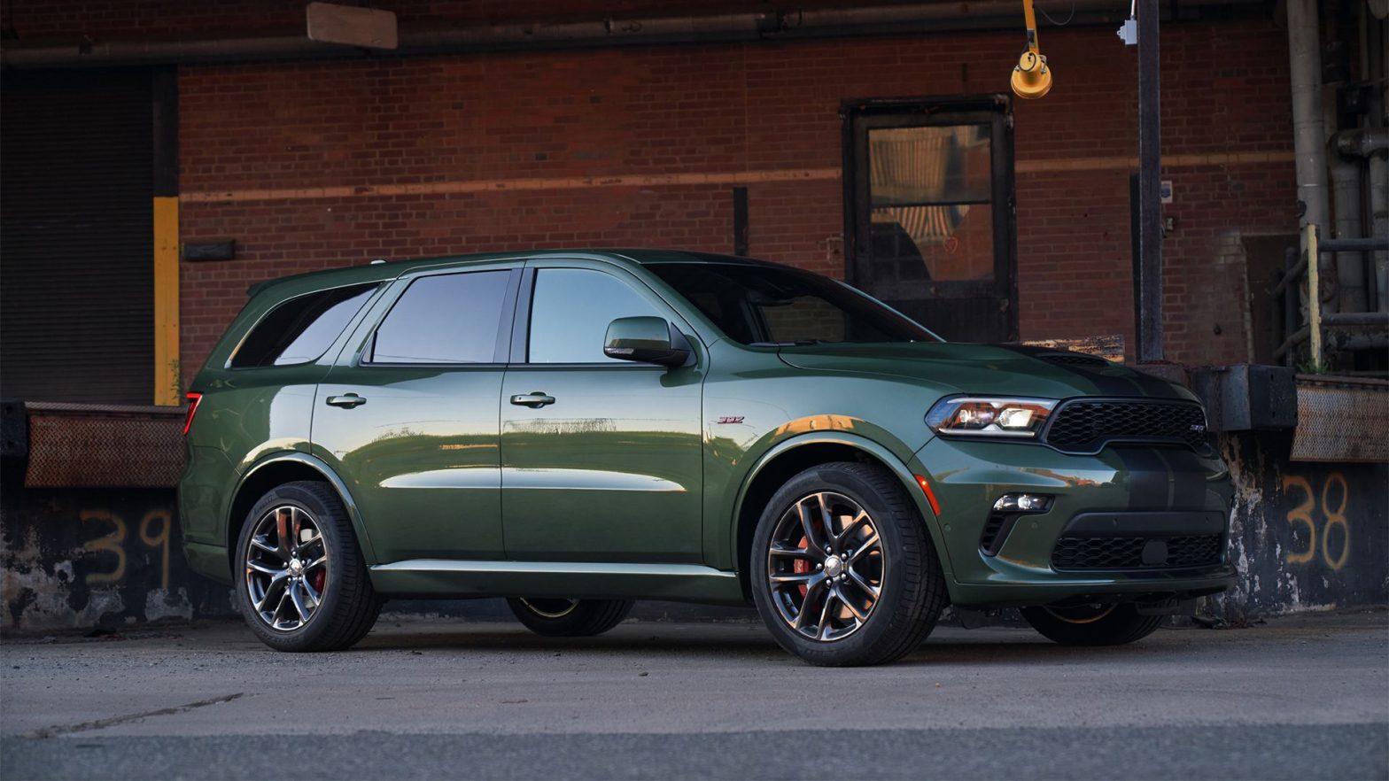 A Comprehensive Guide to the 2024 Dodge Durango SRT 392 Features