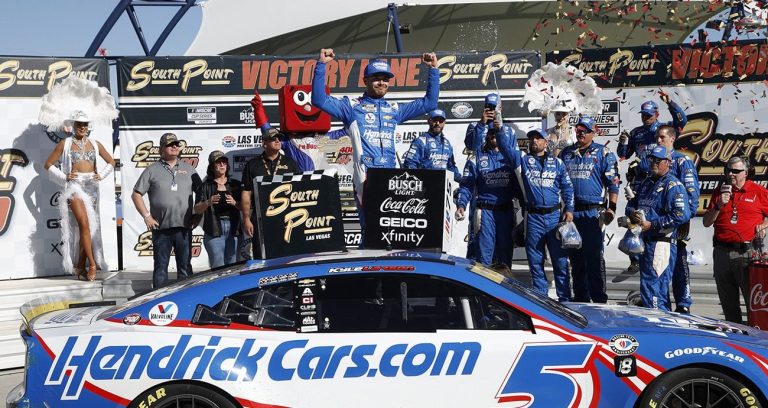 Kyle Larson Secures Back-to-Back Victory at Las Vegas in NASCAR Cup Series
