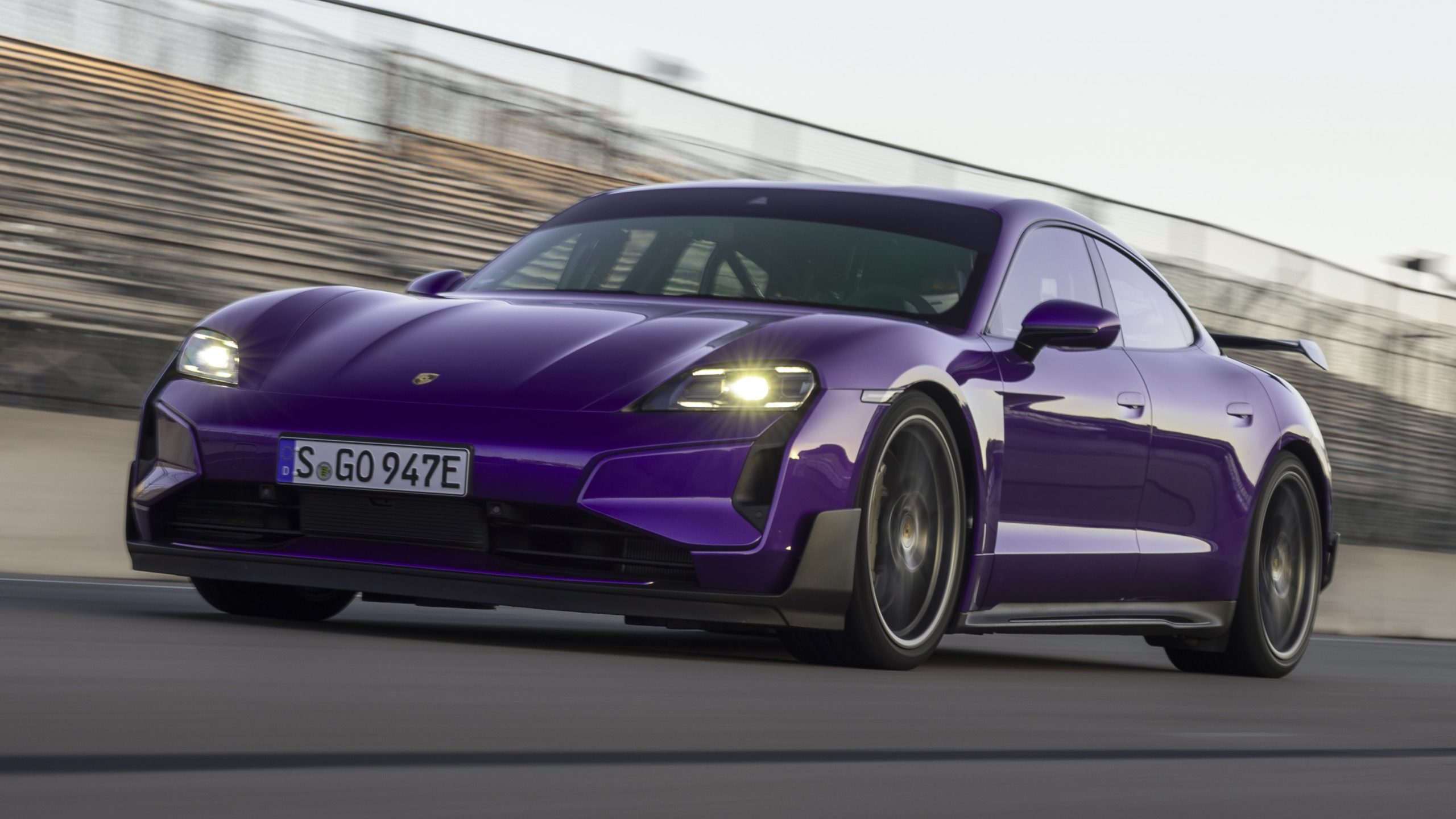 2025 Porsche Taycan Turbo GT: Electric Track Dominator with 1,092 HP
