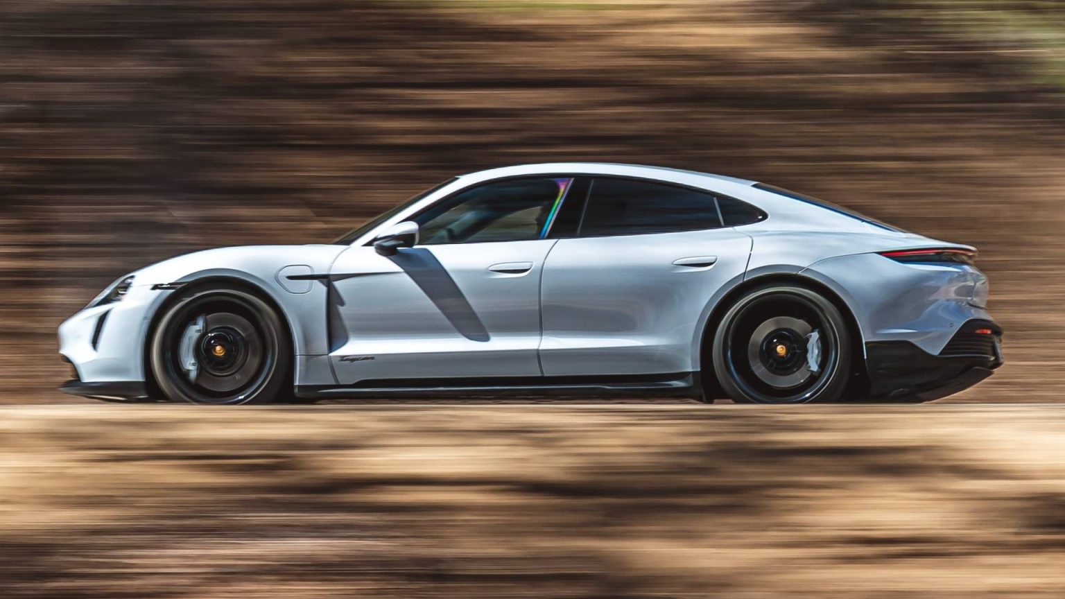 The 2025 Porsche Taycan A Detailed Overview of Features