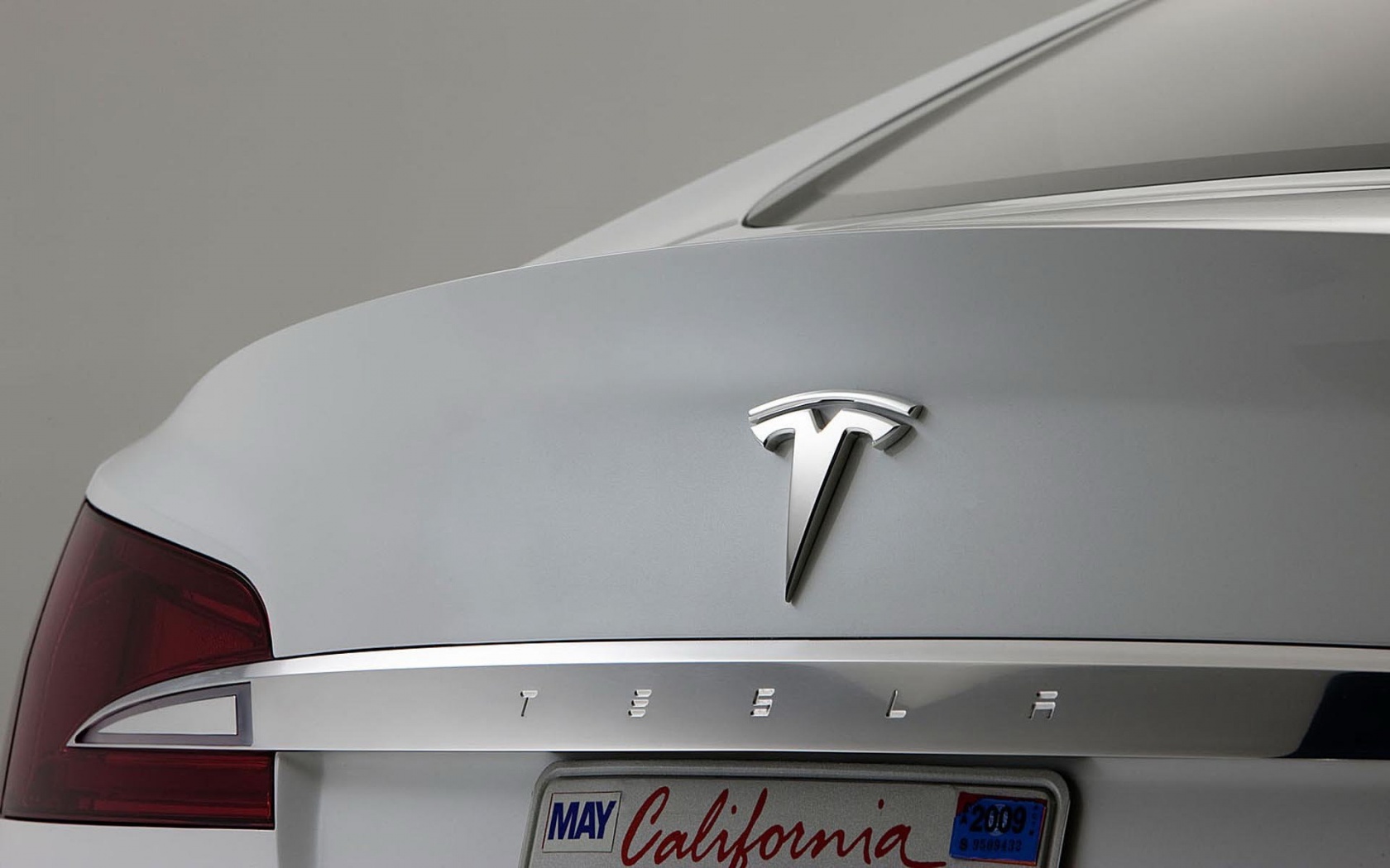 Report: Tesla Set to Introduce Compact Crossover Under $30,000 by 2025 