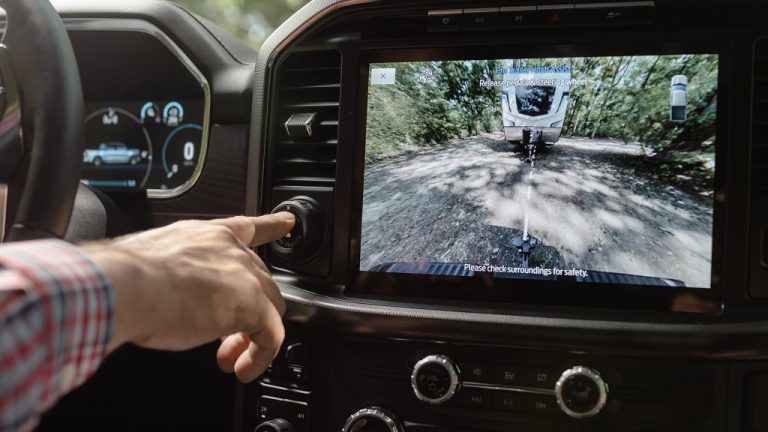 Ford Develops Smart Trailer Monitoring Camera System for Safer Hauling