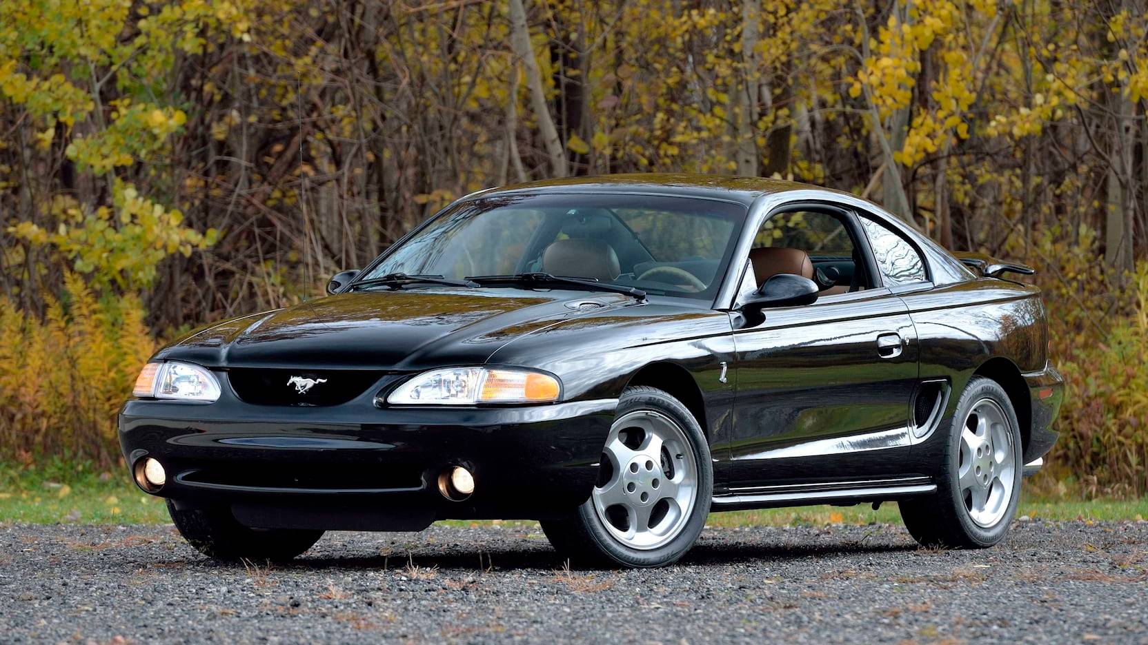 Black Ford mustang (Credits: Ford)