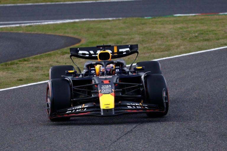 Verstappen not “as comfortable” at Suzuka as in previous F1 races