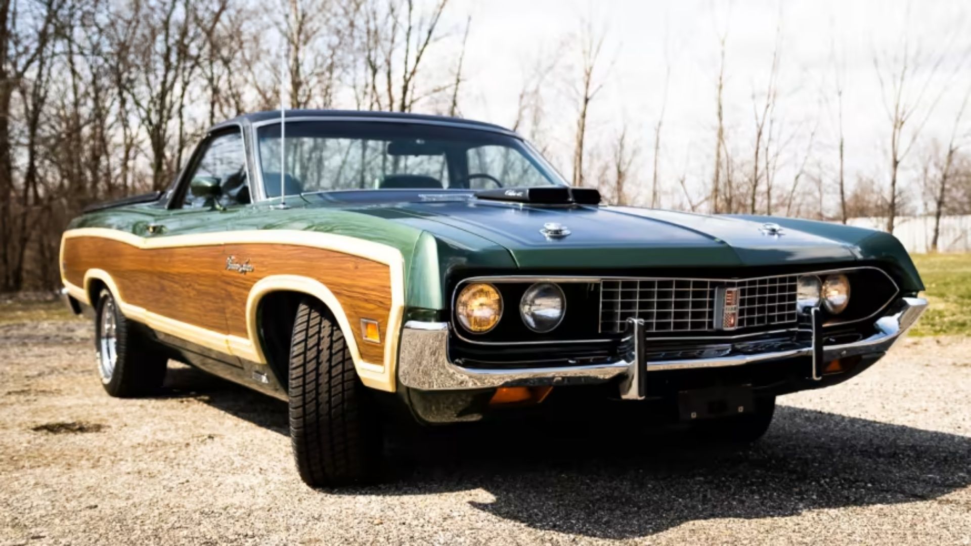 1971 Ford Ranchero Squire (Credits: Ford )