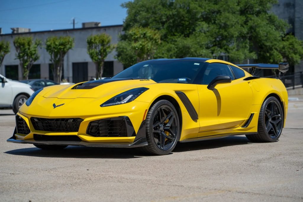 Classic Corvette Market Trends ZR1 vs. Z06 C7 & C8 DAX Street