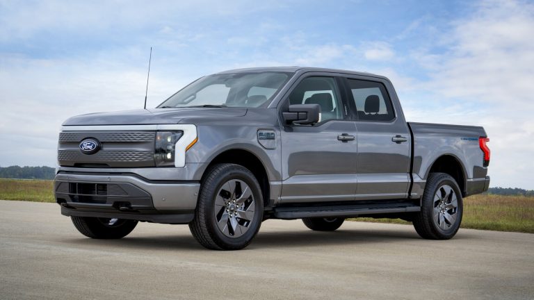 Ford Slashes Prices On 2024 F-150 Lightning Models By Up To -5500