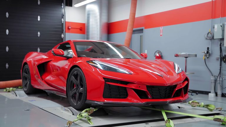 Lingenfelter's Supercharger Package Boosts 2024 Corvette E-Ray Performance