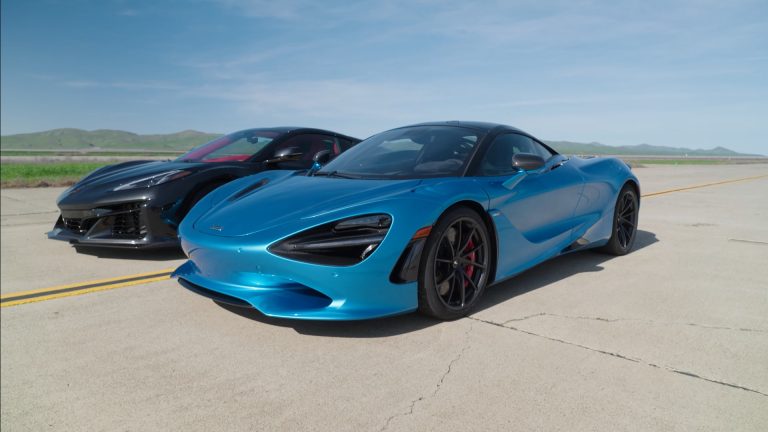 McLaren 750S vs Chevy Corvette E-Ray