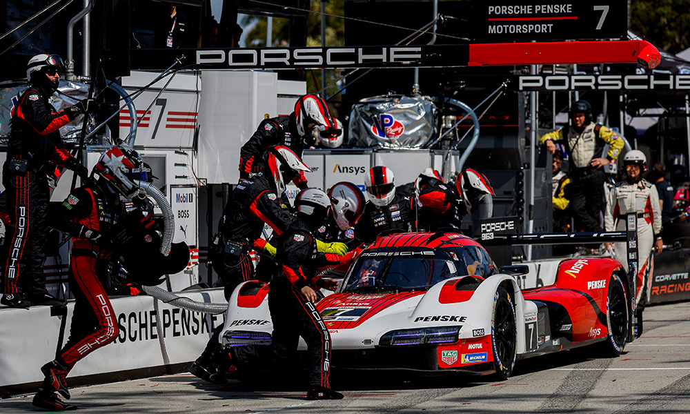 Porsche's Tire Strategy Foiled by New Compound at Long Beach