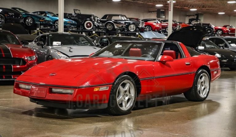 Rediscovering the Allure of a Vintage Corvette