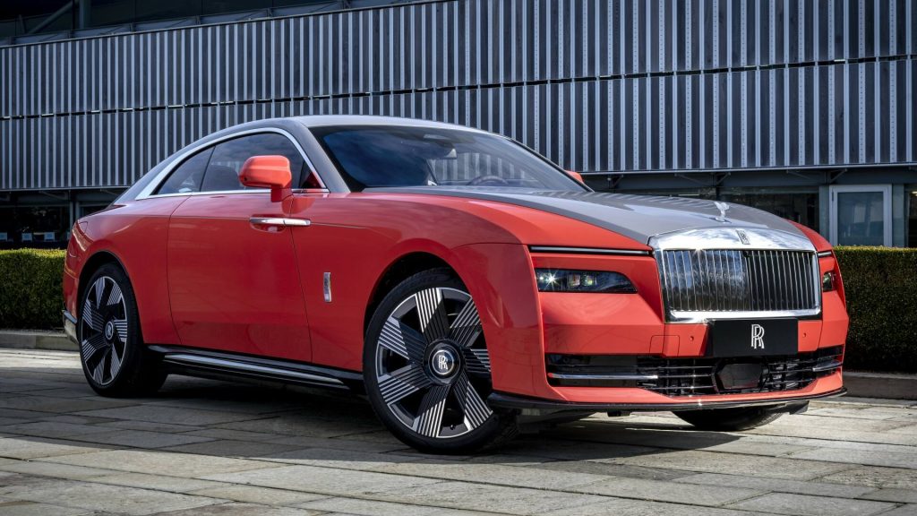 Rolls-Royce Introduces Luxurious 'Spirit of Expression' Bespoke ...