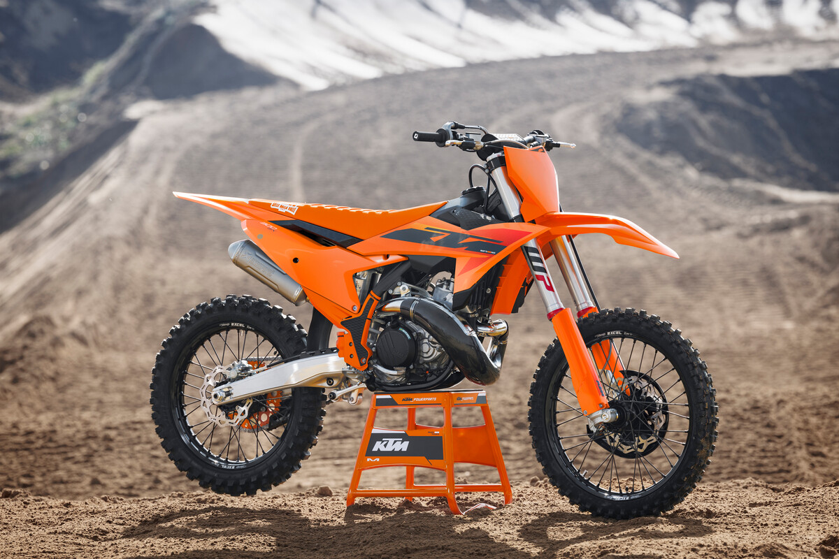 The 2025 KTM SX and SX-F Lineup Revealed with Advanced Technology and Enhanced Performance
