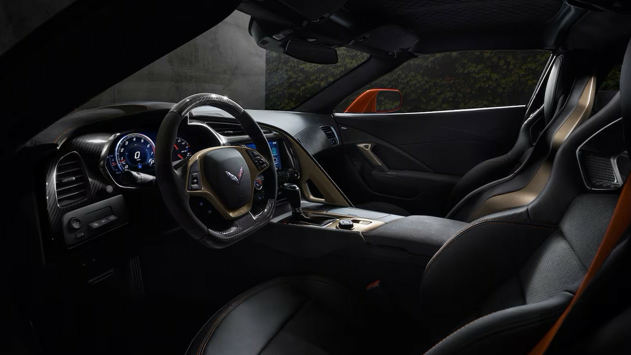 The Interior, Steering, Dashboard, And Central Console Of A 2025 Chevrolet Corvette ZR1 (Credits Chevrolet)