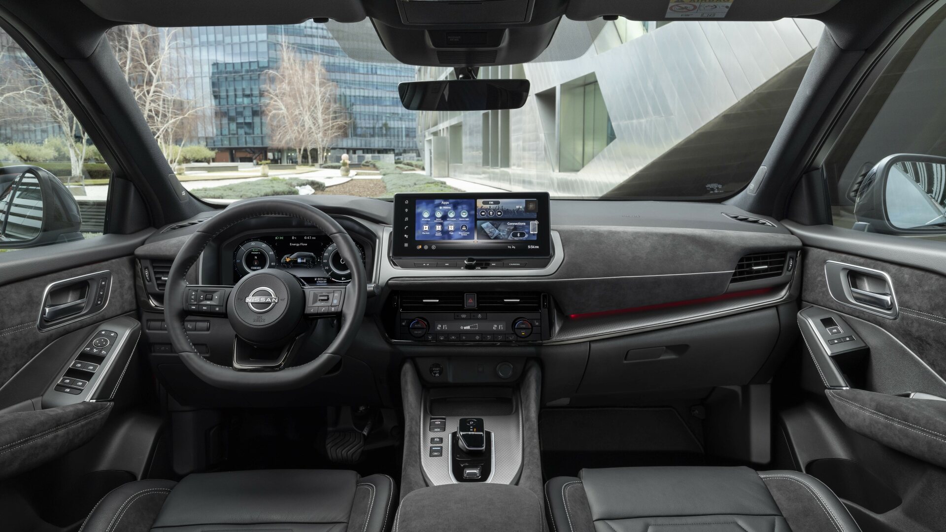 The Interior, Steering, Dashboard, And Central Console Of A New Qashqai (Credits Nissan Newsroom Europe)