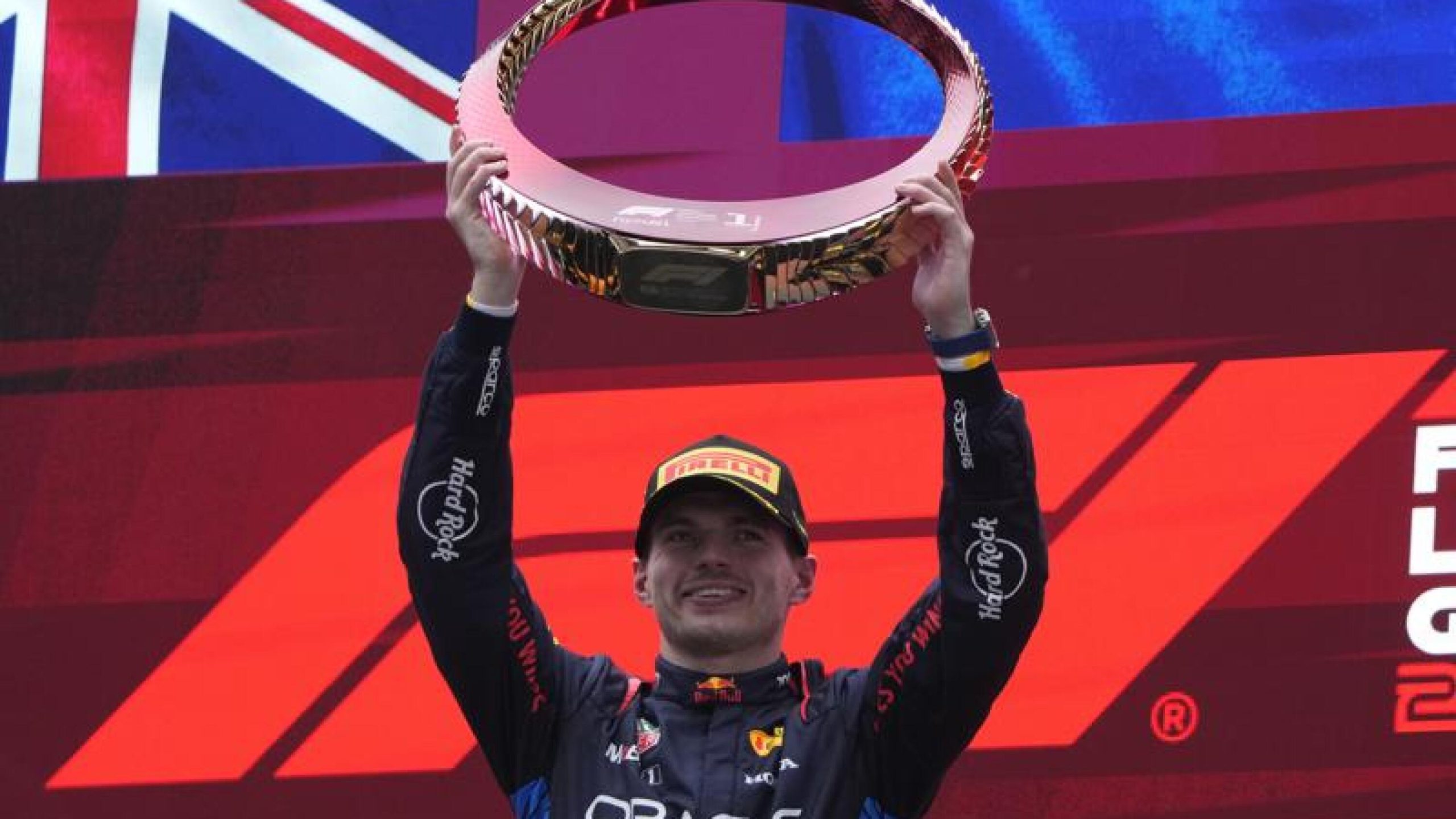 Verstappen Clinches Victory in Action-Packed Chinese Grand Prix