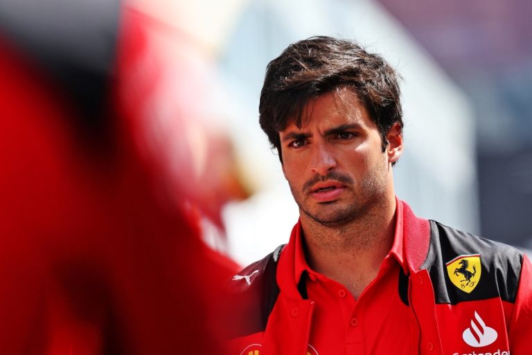 Sainz Attributes Ferrari's Strategy Improvement to Better F1 Car