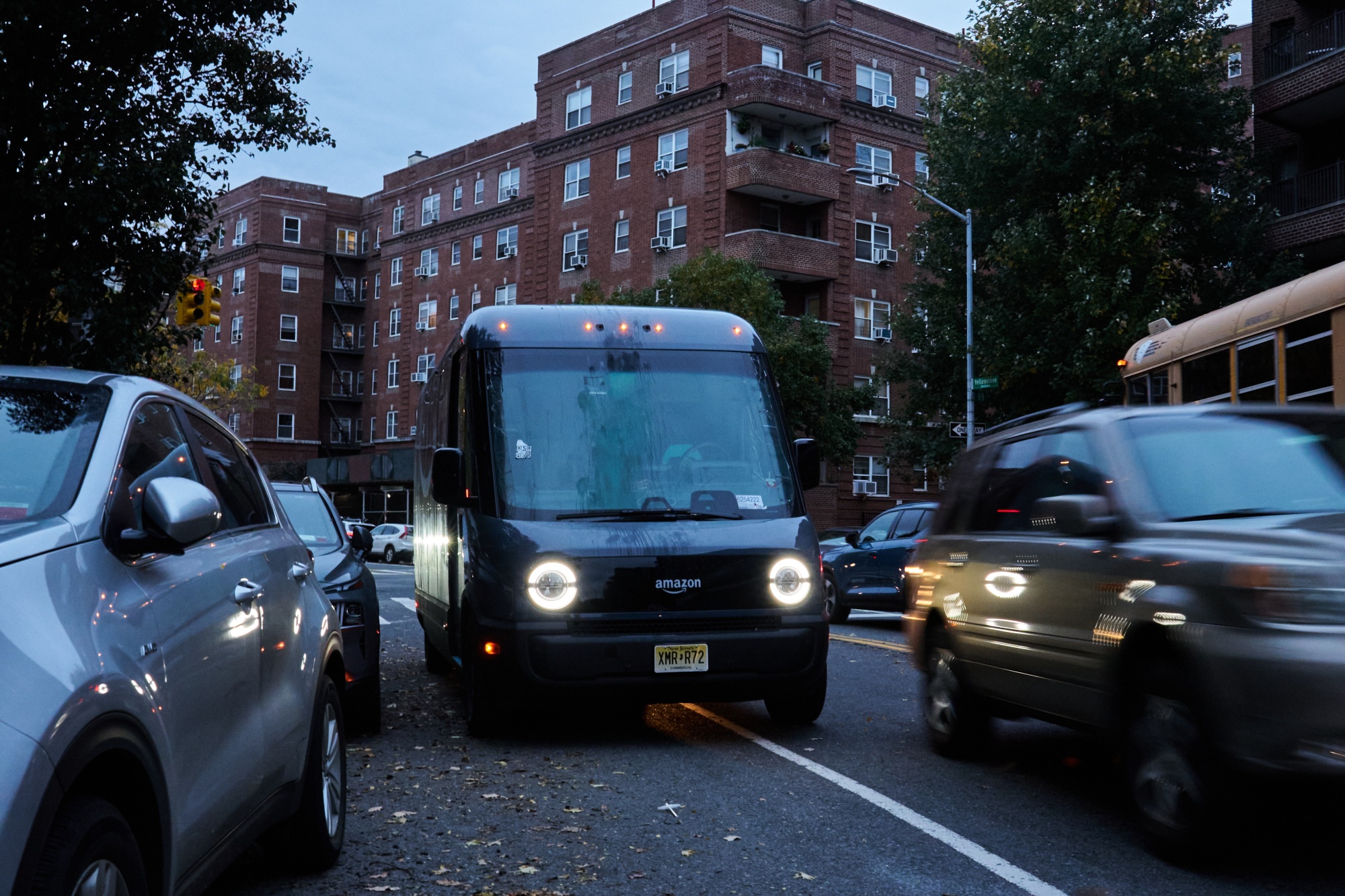 UPS and FedEx Face Challenges in Adopting Eco-Friendly Vehicles