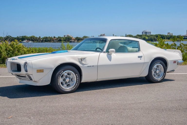 1972 Pontiac Trans Am & 1970 Firebird Comparison