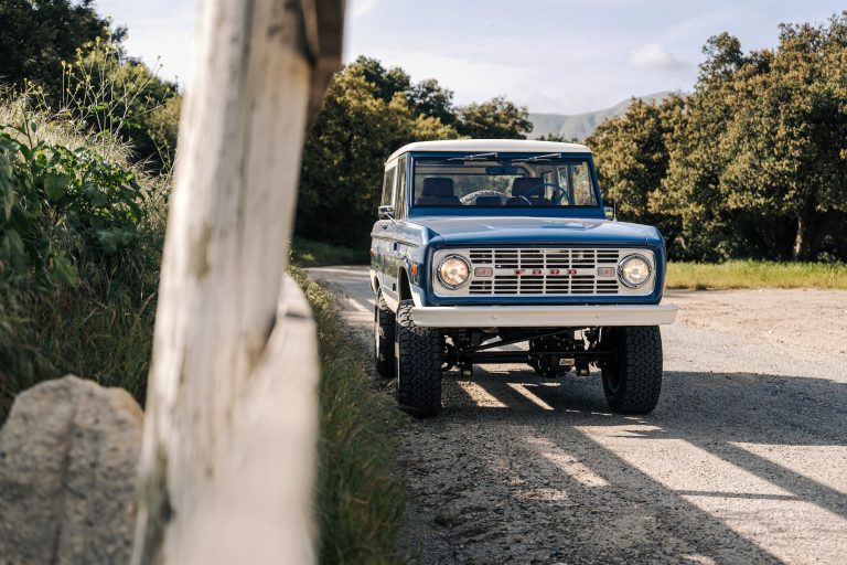 ICON 4x4 Old School Bronco